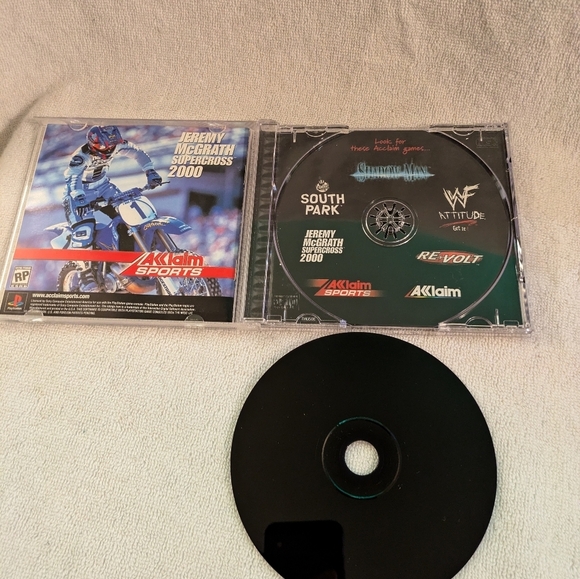 WWF Attitude PlayStation Game - Black and Red - Picture 7 of 7